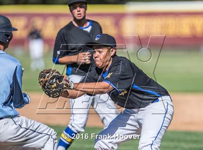 Thumbnail 1 in Valor Christian vs. Mira Mesa photogallery.