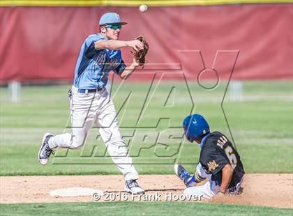 Thumbnail 3 in Valor Christian vs. Mira Mesa photogallery.