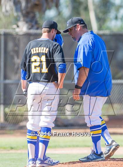 Thumbnail 2 in Valor Christian vs. Mira Mesa photogallery.