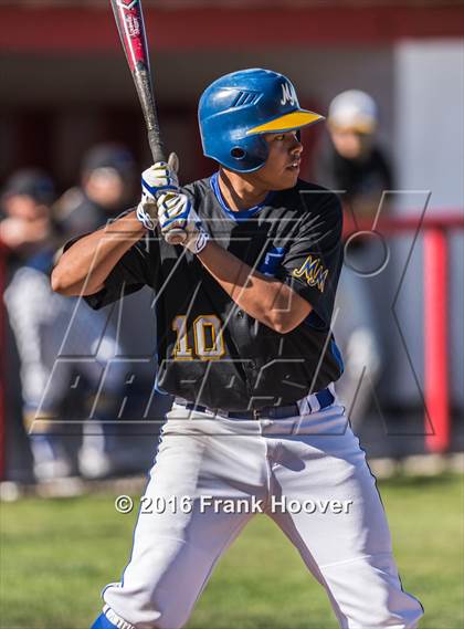Thumbnail 2 in Valor Christian vs. Mira Mesa photogallery.