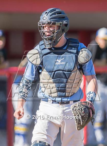 Thumbnail 2 in Valor Christian vs. Mira Mesa photogallery.
