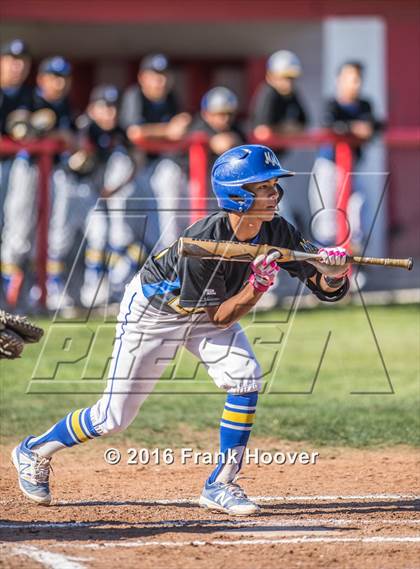 Thumbnail 3 in Valor Christian vs. Mira Mesa photogallery.