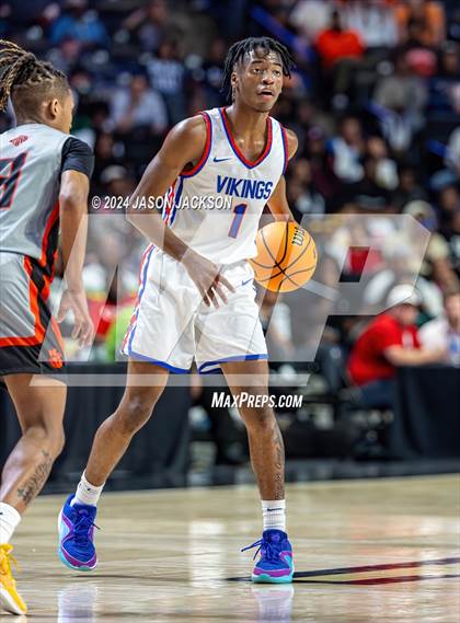 Thumbnail 2 in New Hanover @ North Mecklenburg (NCHSAA 4A Final) photogallery.