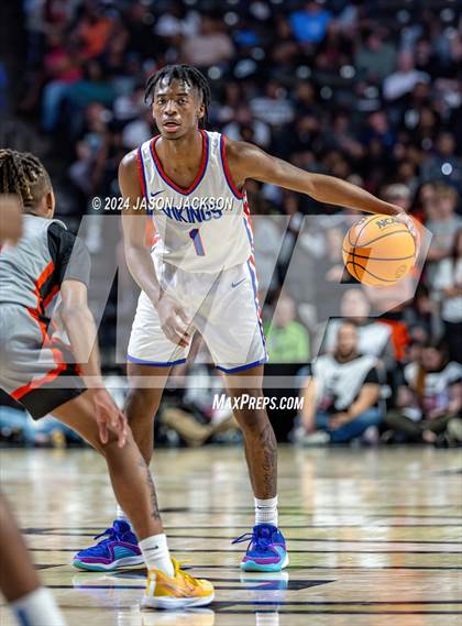 Thumbnail 2 in New Hanover @ North Mecklenburg (NCHSAA 4A Final) photogallery.