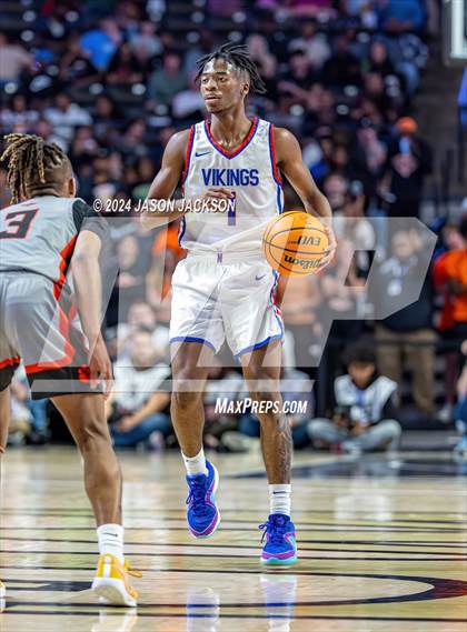 Thumbnail 3 in New Hanover @ North Mecklenburg (NCHSAA 4A Final) photogallery.
