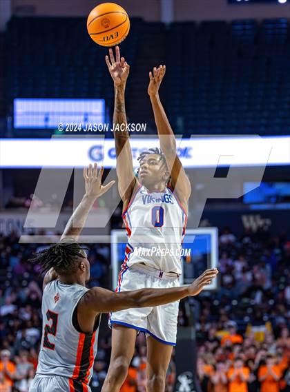 Thumbnail 3 in New Hanover @ North Mecklenburg (NCHSAA 4A Final) photogallery.