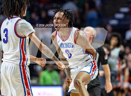 Thumbnail 1 in New Hanover @ North Mecklenburg (NCHSAA 4A Final) photogallery.