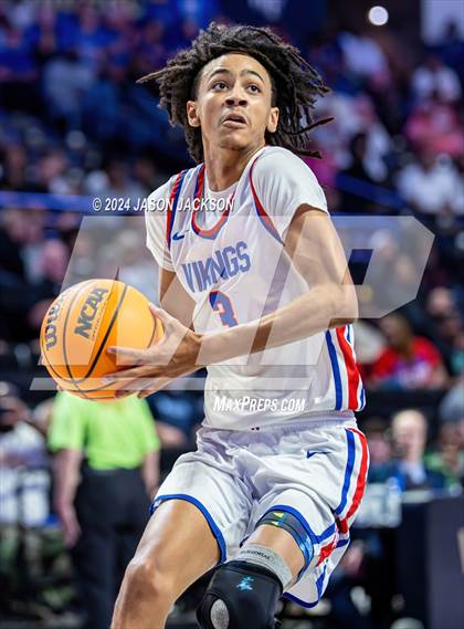 Thumbnail 1 in New Hanover @ North Mecklenburg (NCHSAA 4A Final) photogallery.