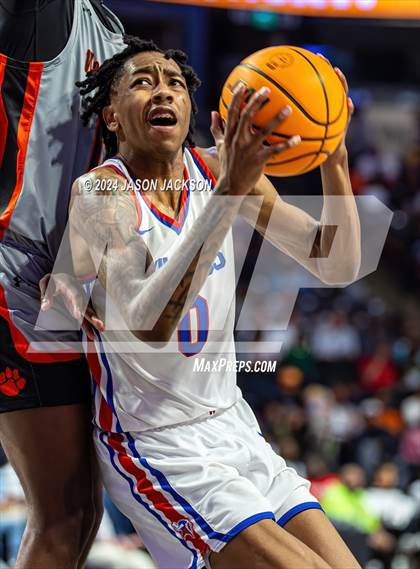 Thumbnail 2 in New Hanover @ North Mecklenburg (NCHSAA 4A Final) photogallery.