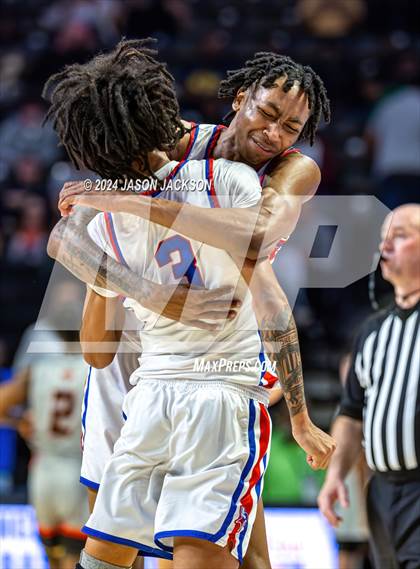 Thumbnail 1 in New Hanover @ North Mecklenburg (NCHSAA 4A Final) photogallery.