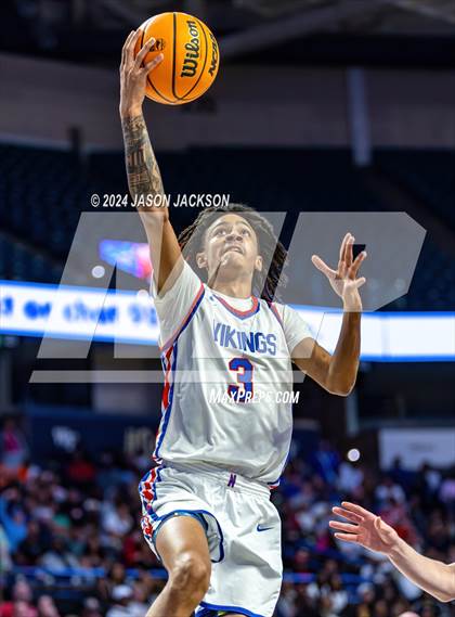 Thumbnail 1 in New Hanover @ North Mecklenburg (NCHSAA 4A Final) photogallery.