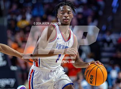 Thumbnail 2 in New Hanover @ North Mecklenburg (NCHSAA 4A Final) photogallery.