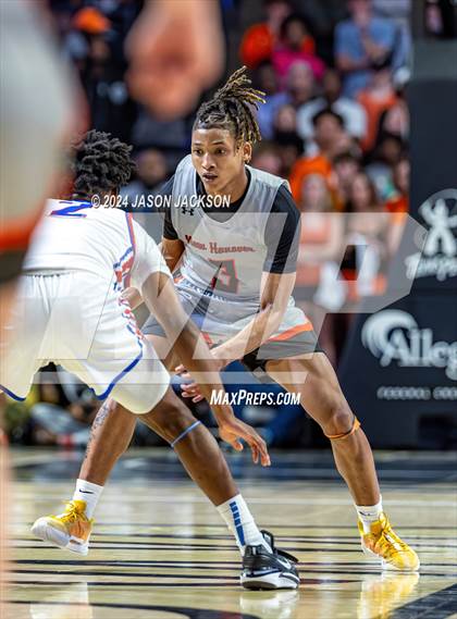 Thumbnail 1 in New Hanover @ North Mecklenburg (NCHSAA 4A Final) photogallery.