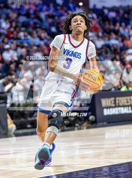 Thumbnail 3 in New Hanover @ North Mecklenburg (NCHSAA 4A Final) photogallery.