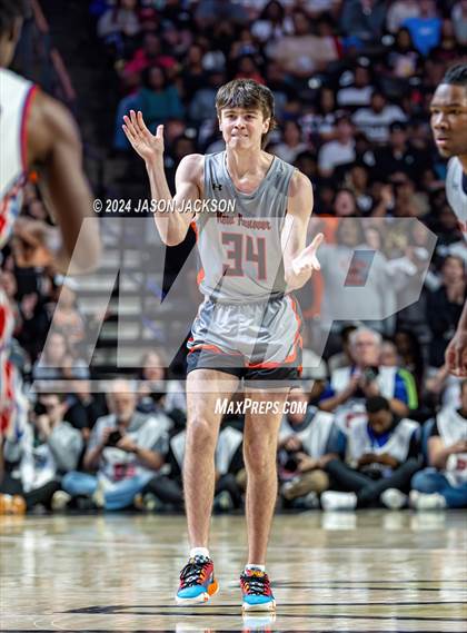 Thumbnail 1 in New Hanover @ North Mecklenburg (NCHSAA 4A Final) photogallery.