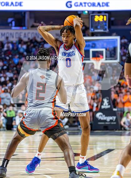 Thumbnail 2 in New Hanover @ North Mecklenburg (NCHSAA 4A Final) photogallery.