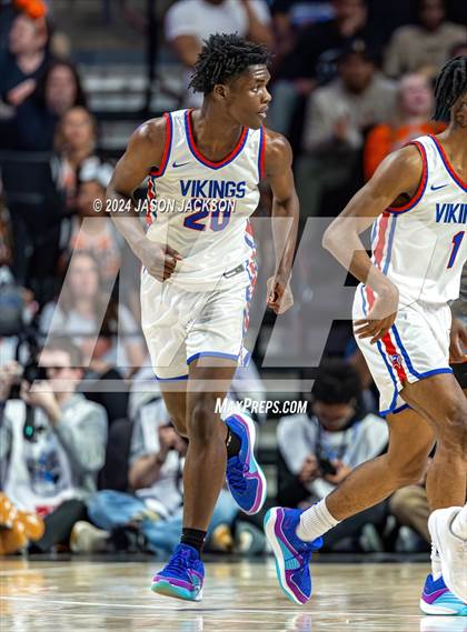 Thumbnail 1 in New Hanover @ North Mecklenburg (NCHSAA 4A Final) photogallery.