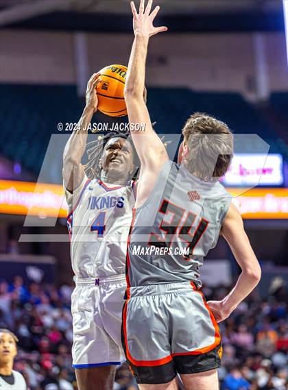 Thumbnail 2 in New Hanover @ North Mecklenburg (NCHSAA 4A Final) photogallery.