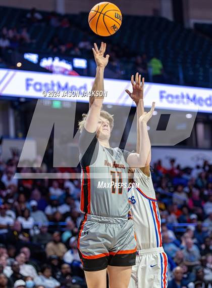 Thumbnail 2 in New Hanover @ North Mecklenburg (NCHSAA 4A Final) photogallery.