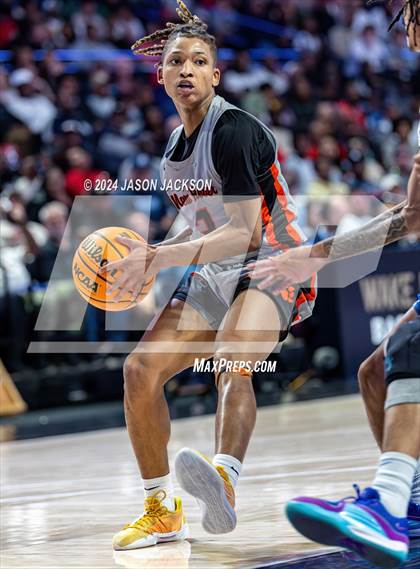 Thumbnail 2 in New Hanover @ North Mecklenburg (NCHSAA 4A Final) photogallery.