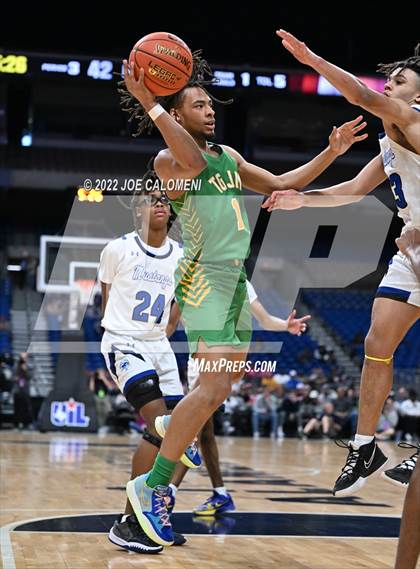 Thumbnail 2 in City View vs Madison (UIL 3A State Semifinal) photogallery.