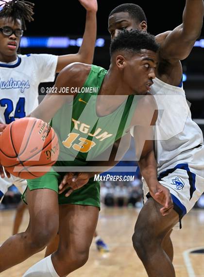Thumbnail 2 in City View vs Madison (UIL 3A State Semifinal) photogallery.
