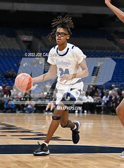 Thumbnail 2 in City View vs Madison (UIL 3A State Semifinal) photogallery.