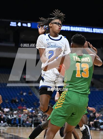 Thumbnail 2 in City View vs Madison (UIL 3A State Semifinal) photogallery.