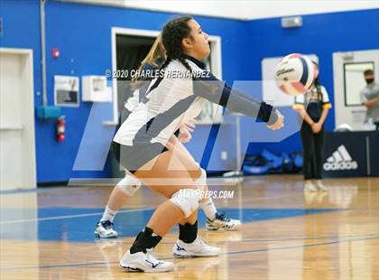 Thumbnail 2 in Austin Waldorf @ Allen Academy photogallery.