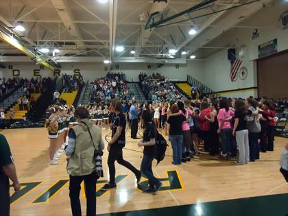 Thumbnail 2 in Shawnee Mission South TOC Ceremony photogallery.