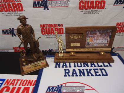 Thumbnail 3 in Shawnee Mission South TOC Ceremony photogallery.