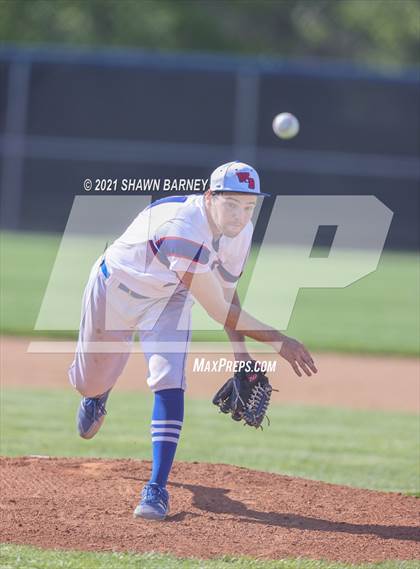 Thumbnail 3 in Frankfort @ Western Boone photogallery.