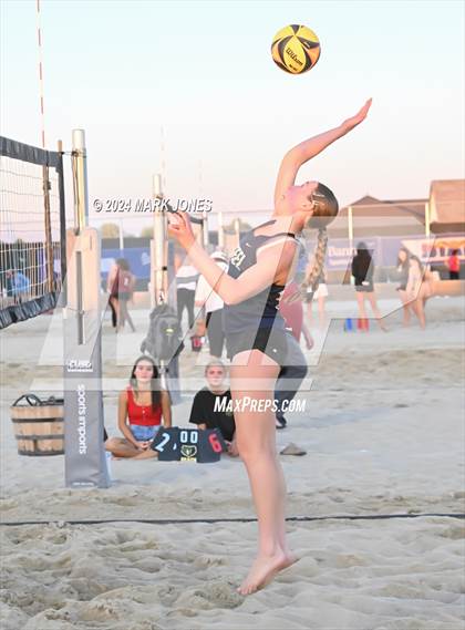 Thumbnail 1 in Casteel vs.  Mountain View, Mesa (AIA DI Pairs Round 1 Playoff) photogallery.