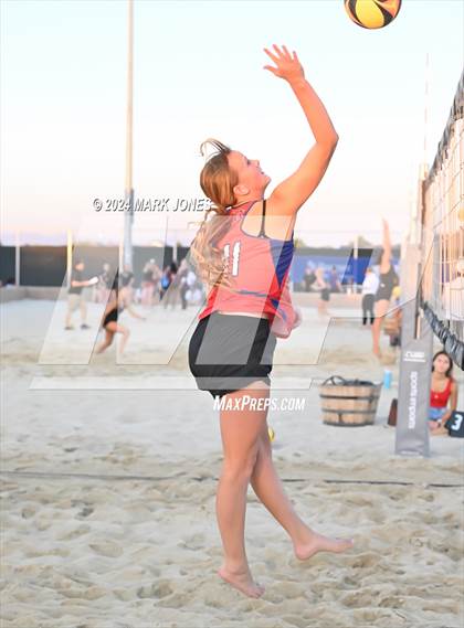 Thumbnail 3 in Casteel vs.  Mountain View, Mesa (AIA DI Pairs Round 1 Playoff) photogallery.