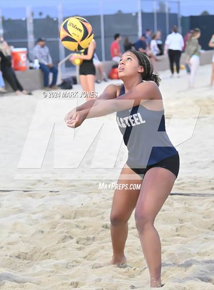 Thumbnail 2 in Casteel vs.  Mountain View, Mesa (AIA DI Pairs Round 1 Playoff) photogallery.