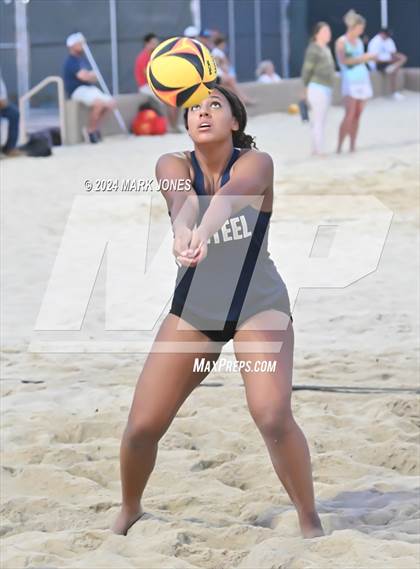 Thumbnail 3 in Casteel vs.  Mountain View, Mesa (AIA DI Pairs Round 1 Playoff) photogallery.