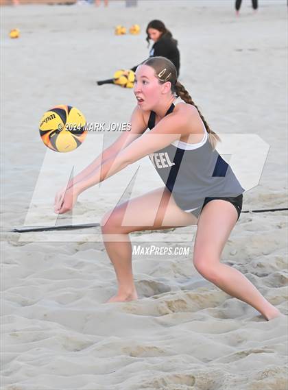 Thumbnail 2 in Casteel vs.  Mountain View, Mesa (AIA DI Pairs Round 1 Playoff) photogallery.