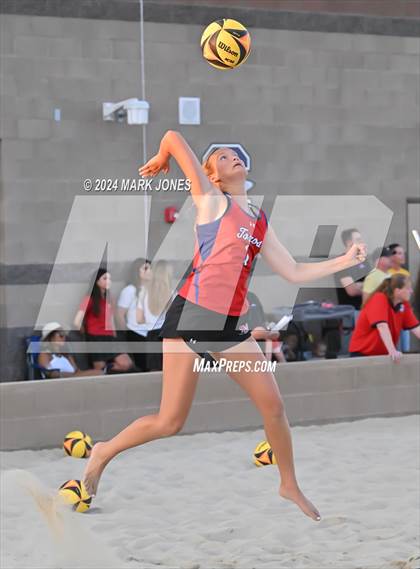 Thumbnail 1 in Casteel vs.  Mountain View, Mesa (AIA DI Pairs Round 1 Playoff) photogallery.