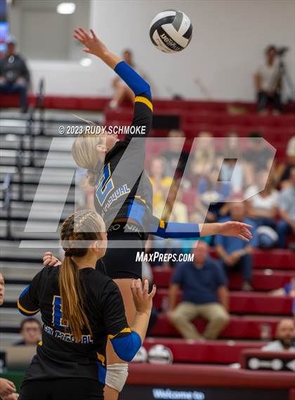 Thumbnail 2 in Mission Hills vs. San Pasqual (CIF SDS Division 3 Finals) photogallery.