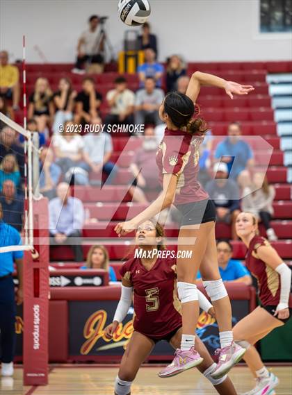 Thumbnail 2 in Mission Hills vs. San Pasqual (CIF SDS Division 3 Finals) photogallery.