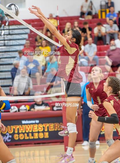 Thumbnail 1 in Mission Hills vs. San Pasqual (CIF SDS Division 3 Finals) photogallery.