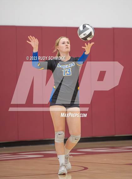Thumbnail 1 in Mission Hills vs. San Pasqual (CIF SDS Division 3 Finals) photogallery.