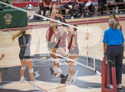 Thumbnail 3 in Mission Hills vs. San Pasqual (CIF SDS Division 3 Finals) photogallery.