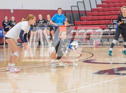Thumbnail 1 in Mission Hills vs. San Pasqual (CIF SDS Division 3 Finals) photogallery.