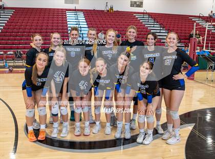 Thumbnail 2 in Mission Hills vs. San Pasqual (CIF SDS Division 3 Finals) photogallery.