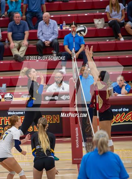 Thumbnail 3 in Mission Hills vs. San Pasqual (CIF SDS Division 3 Finals) photogallery.