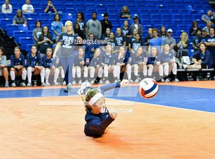 Thumbnail 2 in Har-Ber vs Fayetteville (AHSAA 7A Final) photogallery.