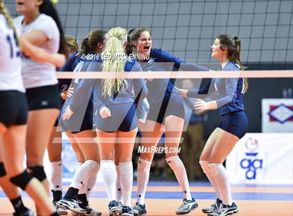 Thumbnail 2 in Har-Ber vs Fayetteville (AHSAA 7A Final) photogallery.