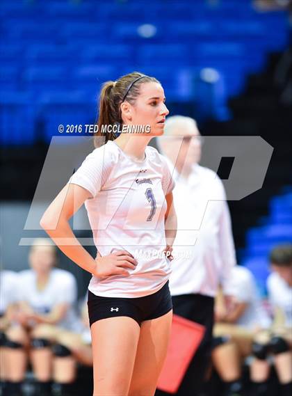 Thumbnail 2 in Har-Ber vs Fayetteville (AHSAA 7A Final) photogallery.