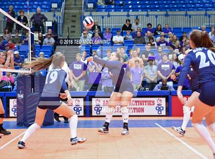 Thumbnail 2 in Har-Ber vs Fayetteville (AHSAA 7A Final) photogallery.